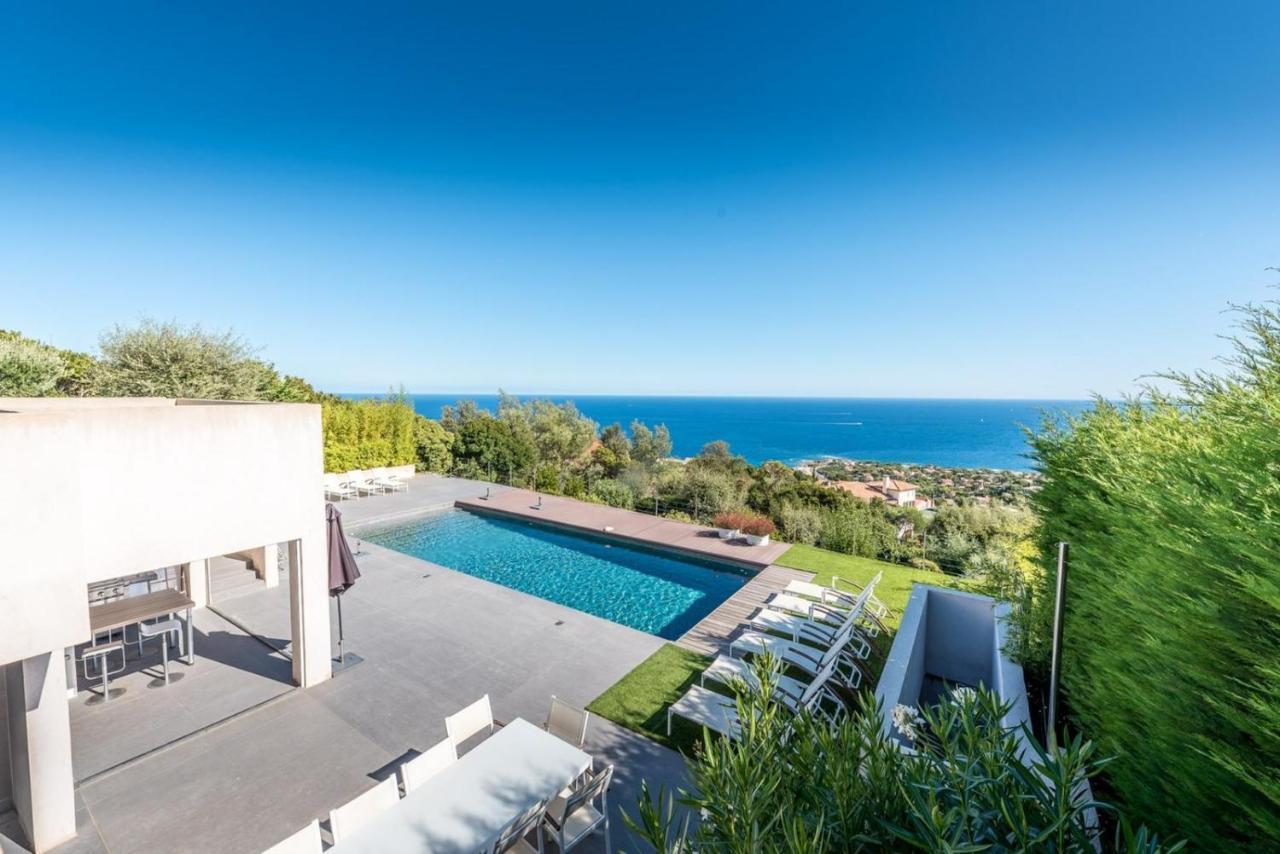 Vue Panoramique Sur La Baie De St Tropez Villa Les Issambres Buitenkant foto