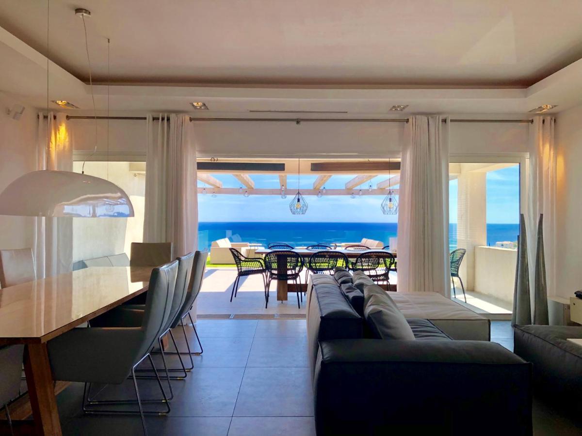 Vue Panoramique Sur La Baie De St Tropez Villa Les Issambres Buitenkant foto